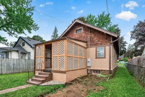 1148 Lane Place Saint Paul MN 55106