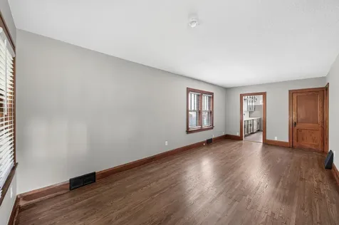 1148 Lane Place Saint Paul MN 55106