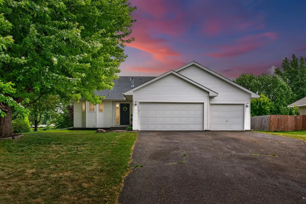 10607 56th Street NE Albertville MN 55301