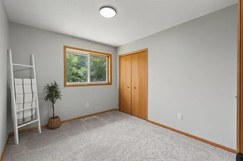 10607 56th Street NE Albertville MN 55301