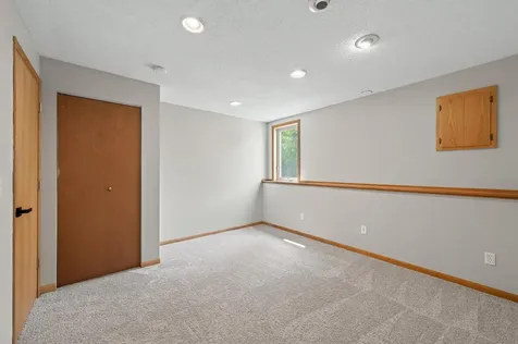 10607 56th Street NE Albertville MN 55301