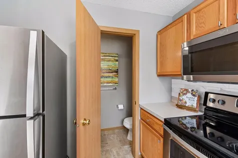 7764 Arboretum Village Chanhassen MN 55317