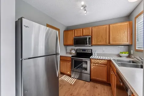 7764 Arboretum Village Chanhassen MN 55317