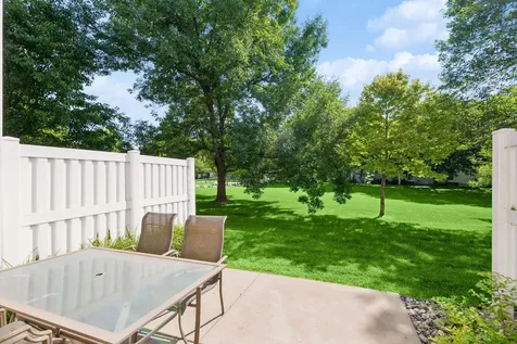 7764 Arboretum Village Chanhassen MN 55317