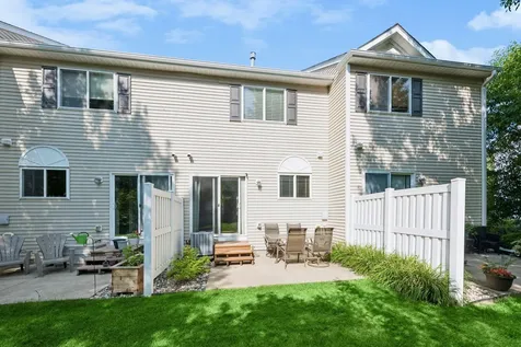 7764 Arboretum Village Chanhassen MN 55317