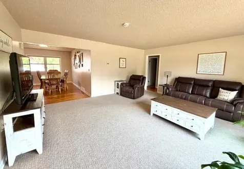 301 2nd Street NE Roseau MN 56751