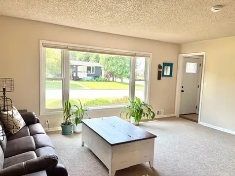 301 2nd Street NE Roseau MN 56751