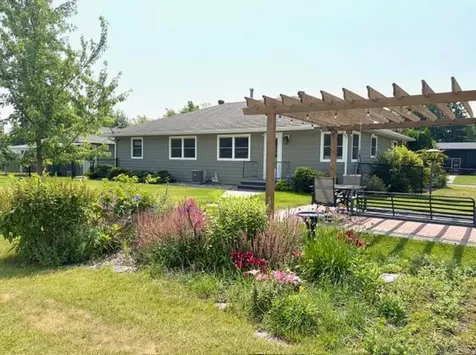 301 2nd Street NE Roseau MN 56751