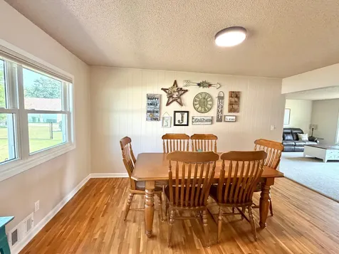 301 2nd Street NE Roseau MN 56751