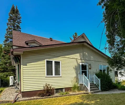 316 S Ash Street Crookston MN 56716
