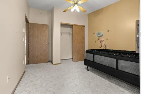 4752 10th Avenue S Fargo ND 58103