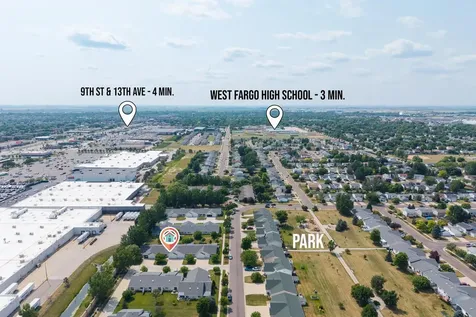 4752 10th Avenue S Fargo ND 58103