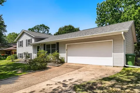 10439 Thrush Street NW Coon Rapids MN 55433