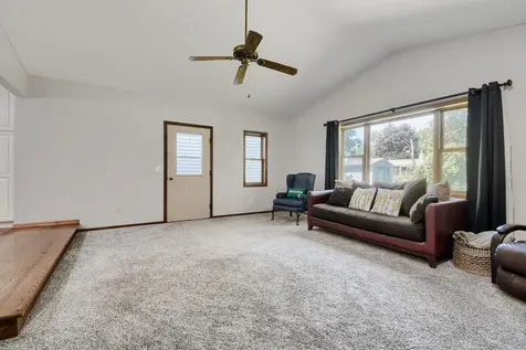 10439 Thrush Street NW Coon Rapids MN 55433