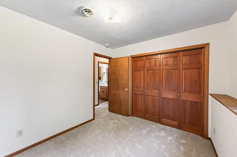 7238 Taffy Way Eden Prairie MN 55346