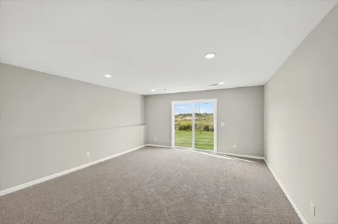 1404 Woods Road NE Isanti MN 55040