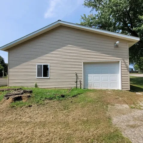 2375 Cottonwood Lake Drive Windom MN 56101