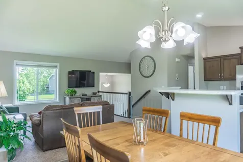 1635 Hidden Trail Mayer MN 55360
