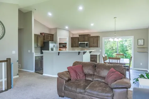 1635 Hidden Trail Mayer MN 55360