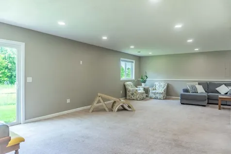 1635 Hidden Trail Mayer MN 55360