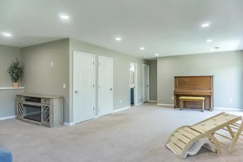 1635 Hidden Trail Mayer MN 55360