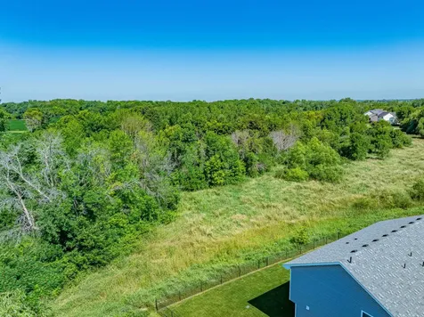 1635 Hidden Trail Mayer MN 55360