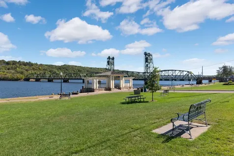 3586 Abercrombie Lane Stillwater MN 55082