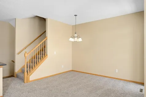 6833 Pine Crest Trl S Cottage Grove MN 55016