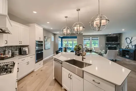 1471 Palmer Drive N Lake Elmo MN 55042