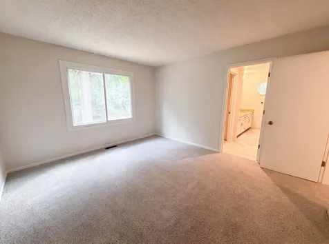 2509 Oakwood Drive Burnsville MN 55306