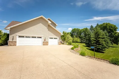 3021 Pinewood Lane NE Alexandria MN 56308