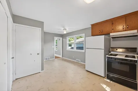 834 Iroquois Avenue Saint Paul MN 55119