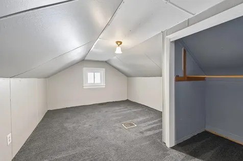 834 Iroquois Avenue Saint Paul MN 55119