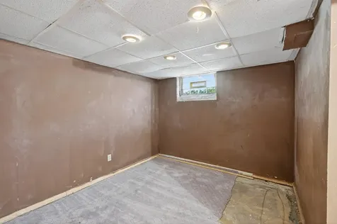834 Iroquois Avenue Saint Paul MN 55119