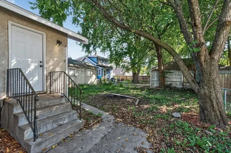 834 Iroquois Avenue Saint Paul MN 55119
