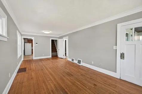 834 Iroquois Avenue Saint Paul MN 55119