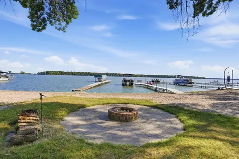 6640 147th Avenue SE Lake Lillian MN 56253
