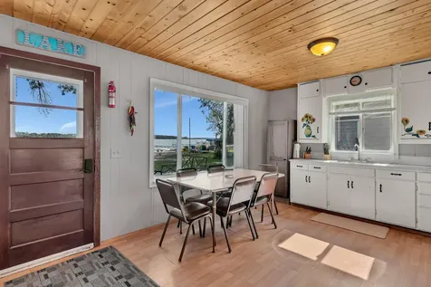 6640 147th Avenue SE Lake Lillian MN 56253