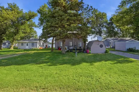 6640 147th Avenue SE Lake Lillian MN 56253