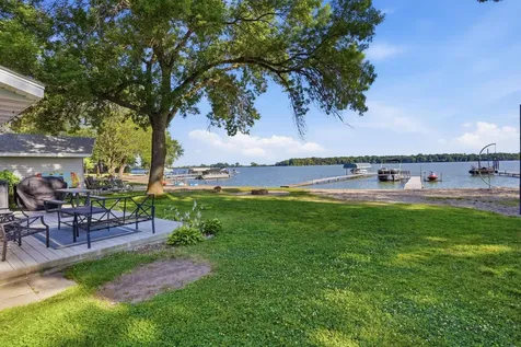 6640 147th Avenue SE Lake Lillian MN 56253