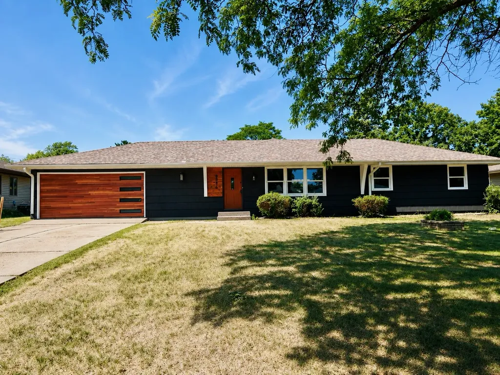 8584 Greystone Avenue S Cottage Grove MN 55016