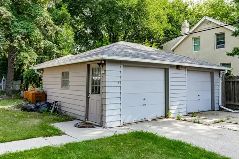 1601-1603 Broadway N Fargo ND 58102