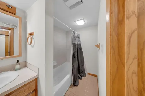 2765 Merrill Street Roseville MN 55113