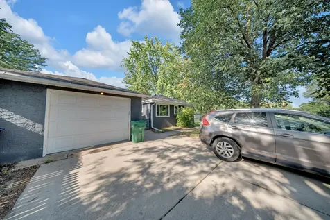2765 Merrill Street Roseville MN 55113