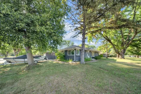 2765 Merrill Street Roseville MN 55113