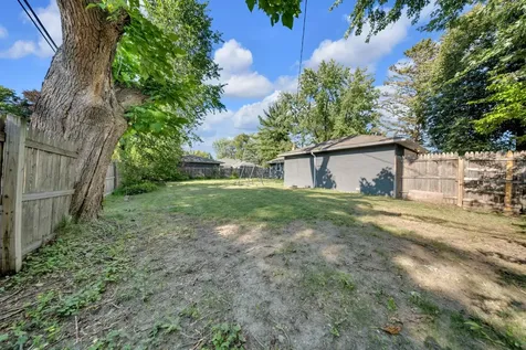 2765 Merrill Street Roseville MN 55113
