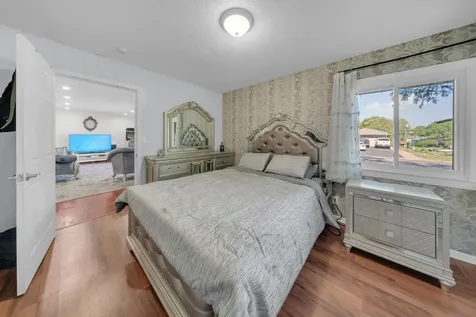 2765 Merrill Street Roseville MN 55113