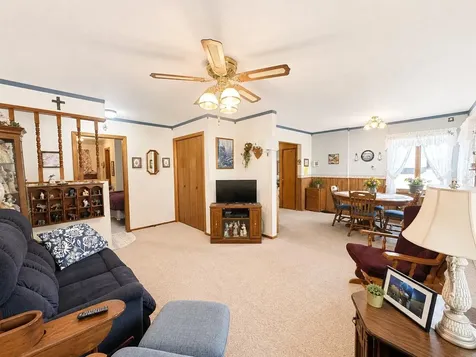 104 Cottonwood Street Galesburg ND 58035