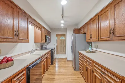1817 Oregon Trail Saint Cloud MN 56301
