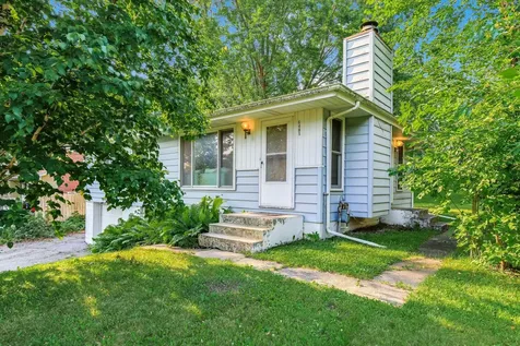 6481 Rath Drive Woodbury MN 55125